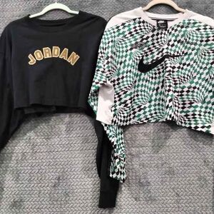 2 Name Brand Women's crop tops- xl